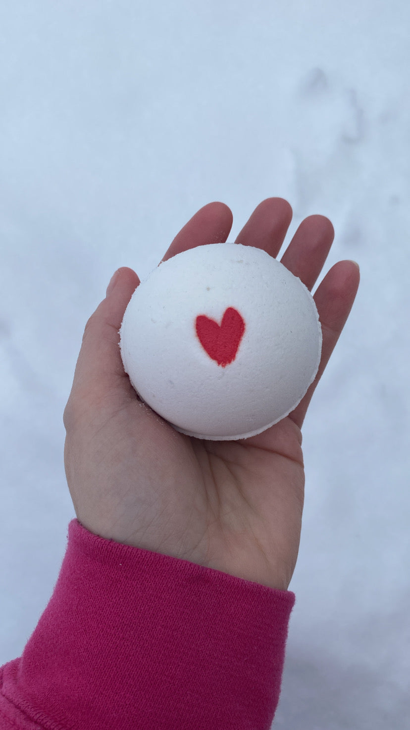 Cocoa Butter Cashmere Bath Bomb